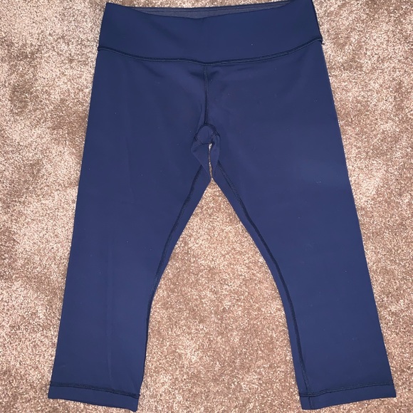 lululemon athletica Pants - Lululemon Wunder Under navy crop leggings, size 10